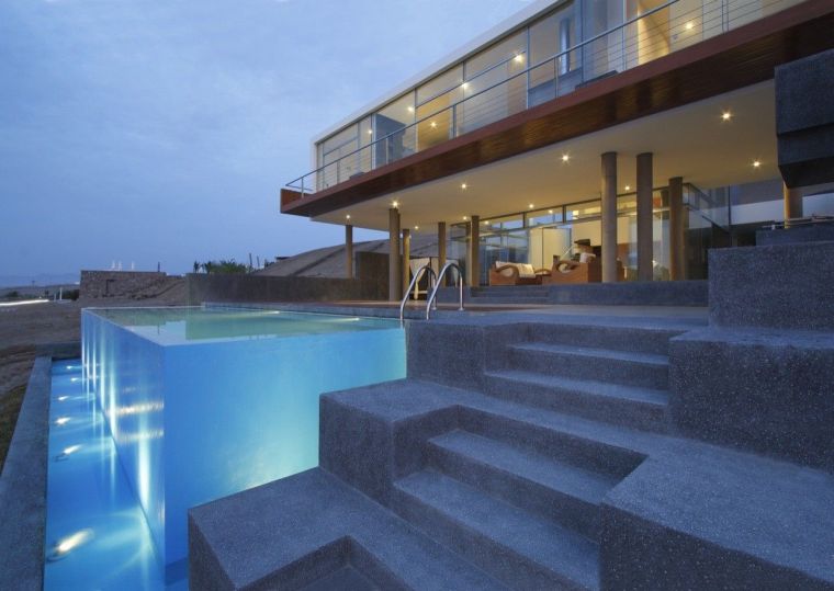 piscine-en-verre-debordement-design-terrasse-longhi