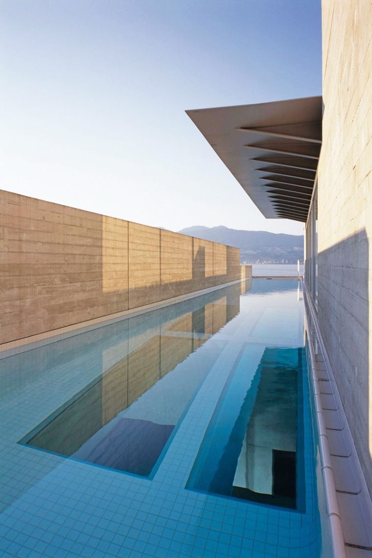 piscine-sur-le-toit-maison-beton-patkau