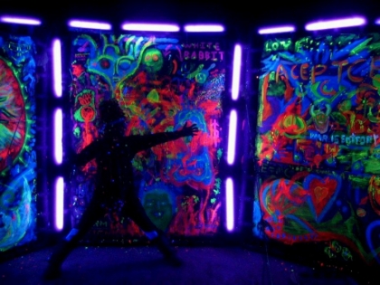 anniversaire fluo party fun