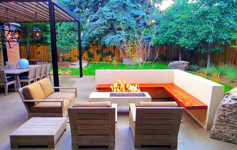 terrasse aménagée meubles-feu