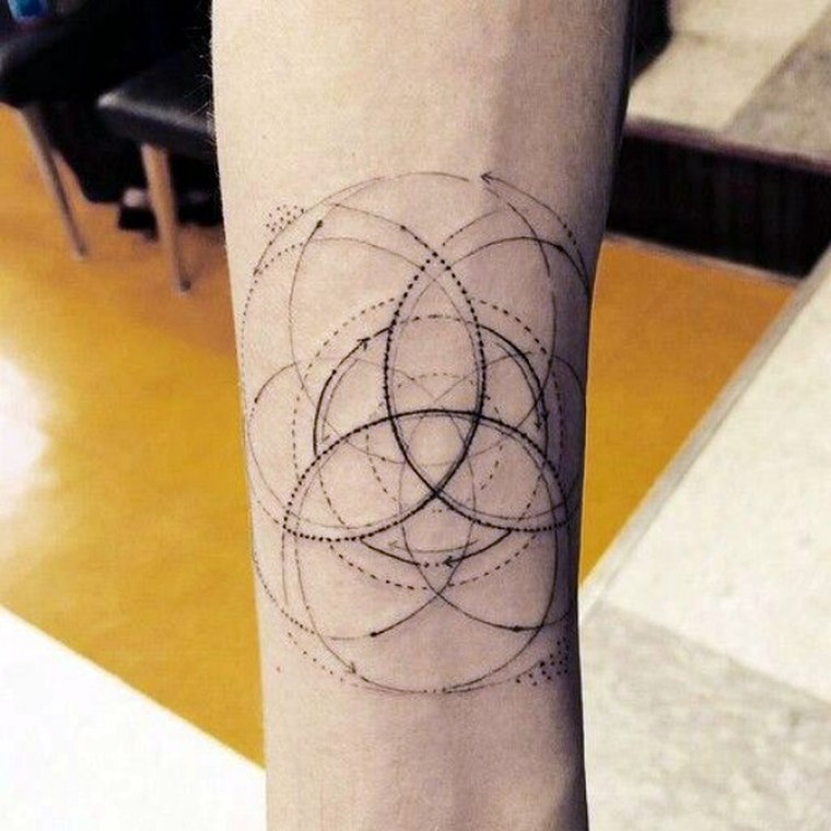 tatouage geometrique cercles noir