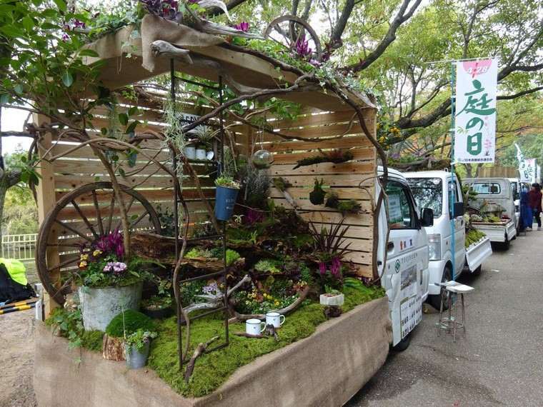mini jardin japonais camionnette concours japon fleurs plantes