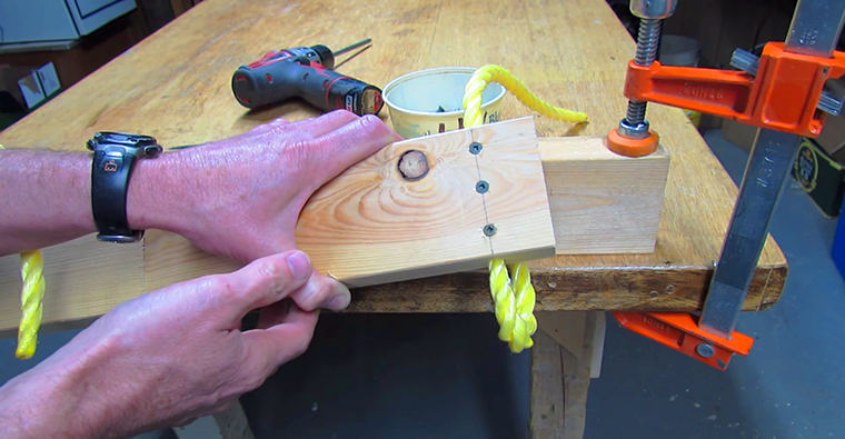 diy-brico mains plastique echelle