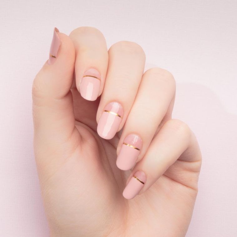 ongles-french-or-rose-pastel-idee