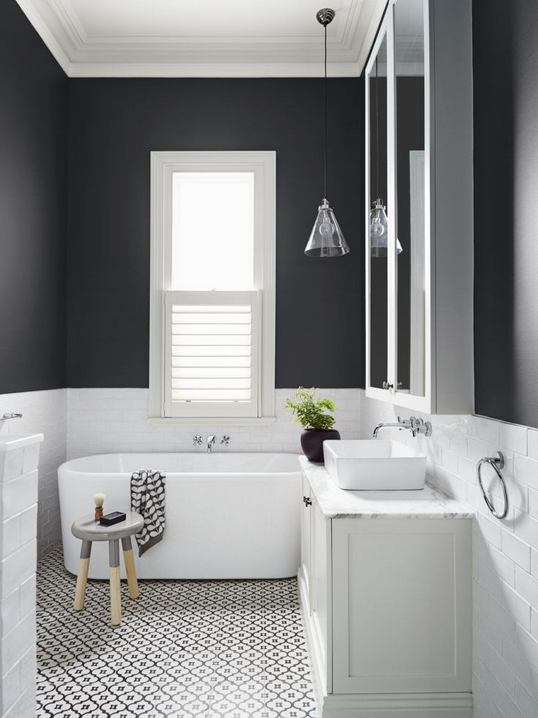 petite salle de bain moderne blanc gris vasque wc