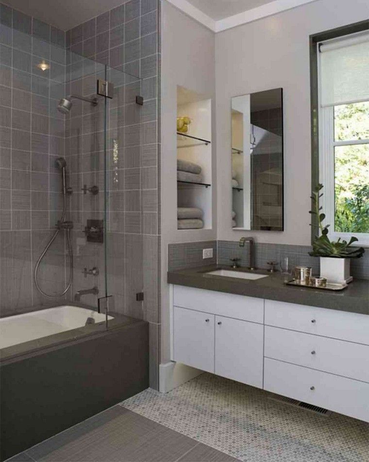 petite-salle-de-bain-moderne-grise-design