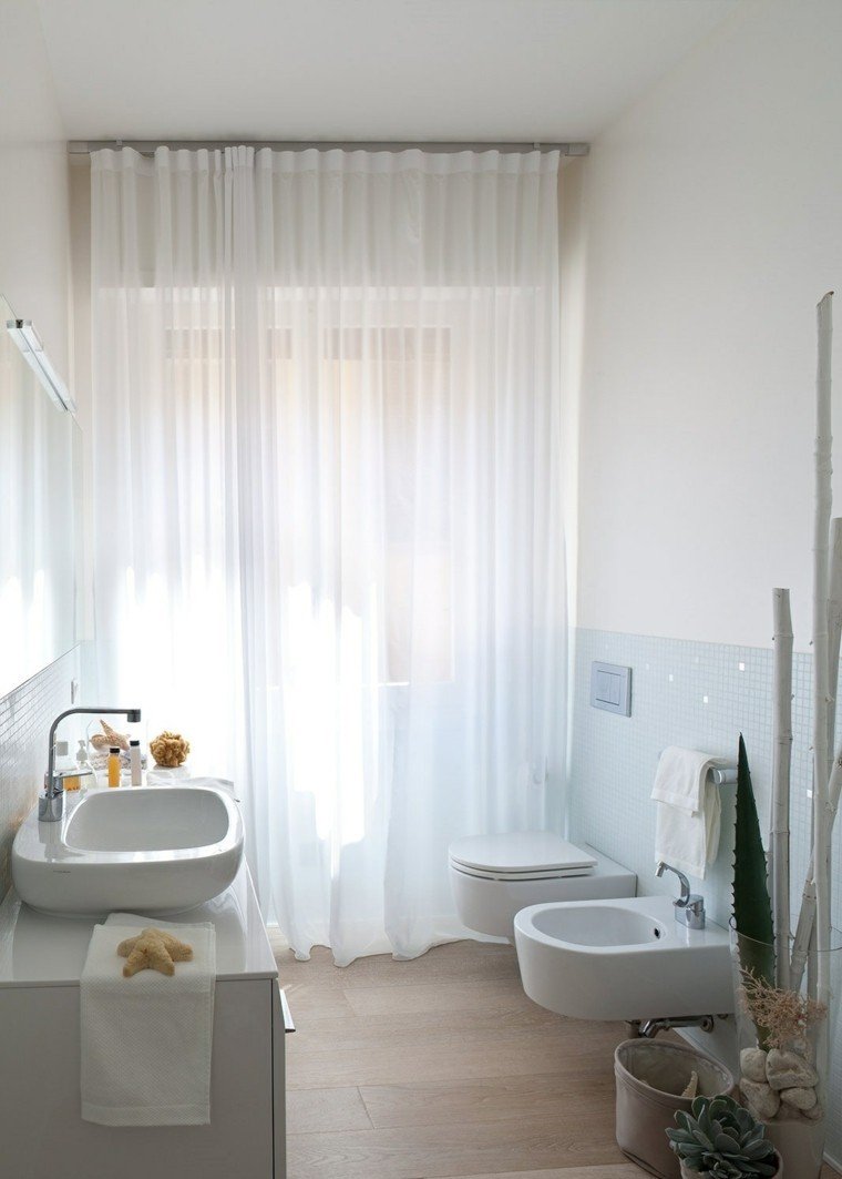 petite-salle-de-bain-moderne-decoration