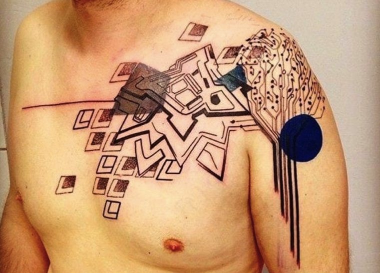 tatouage-epaule-travail-geometrique