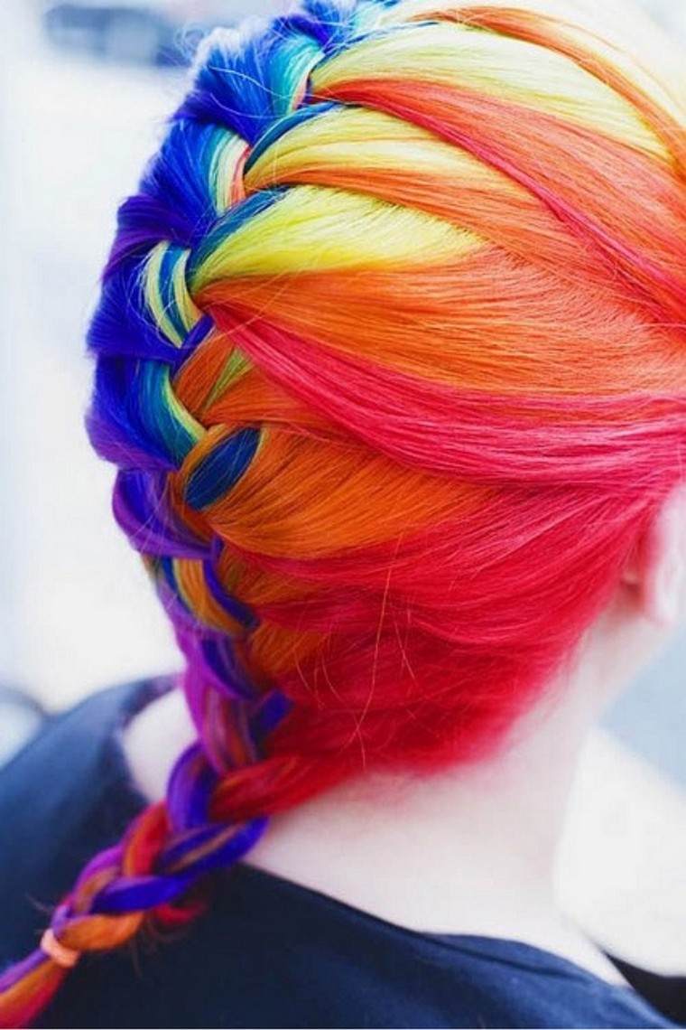 cheveux-tress-arc-en-ciel-coloration
