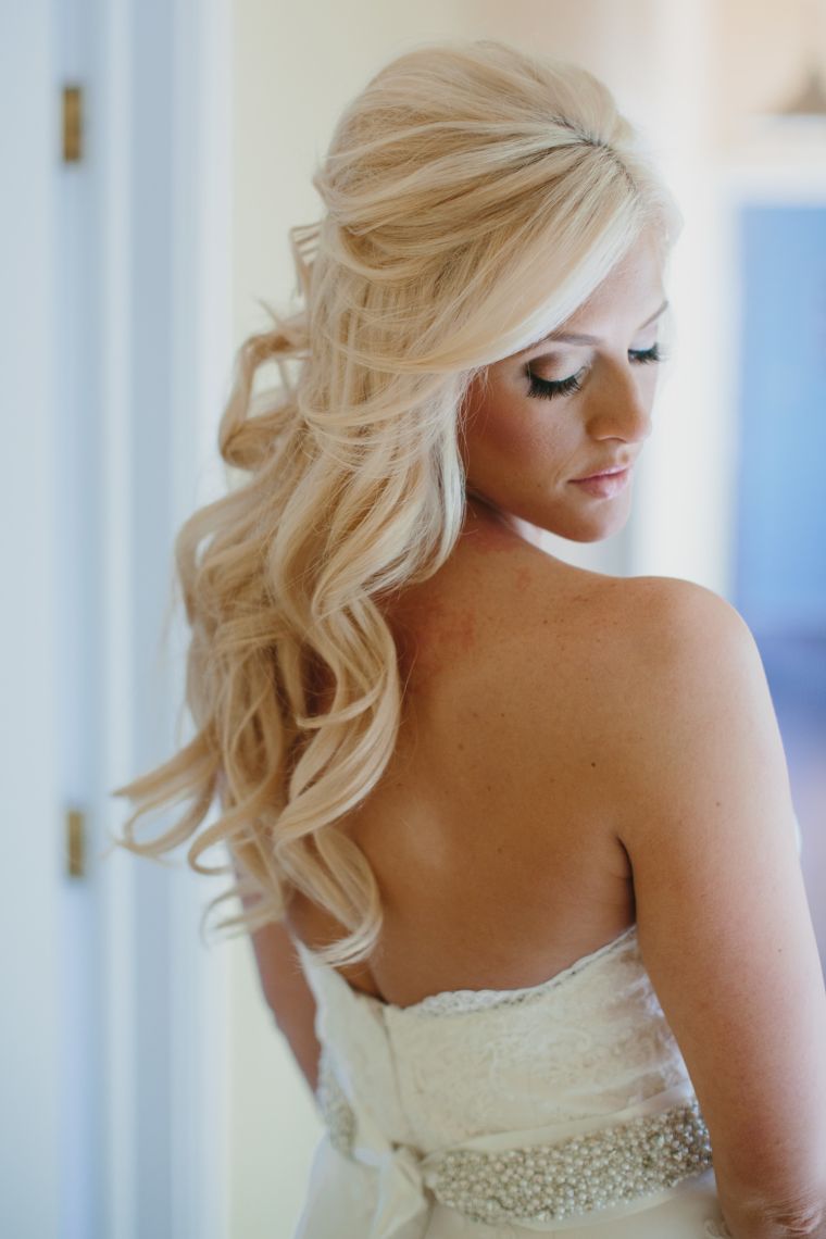 coiffure-semi-attache-mariage-cheveux-longs