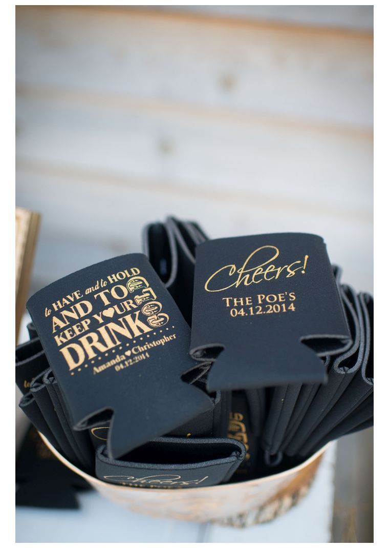 idee-de-decoration-de-mariage-noir-or-modele
