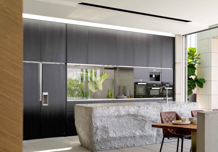 ilot-central-pierre-cuisine-design-meuble-noir