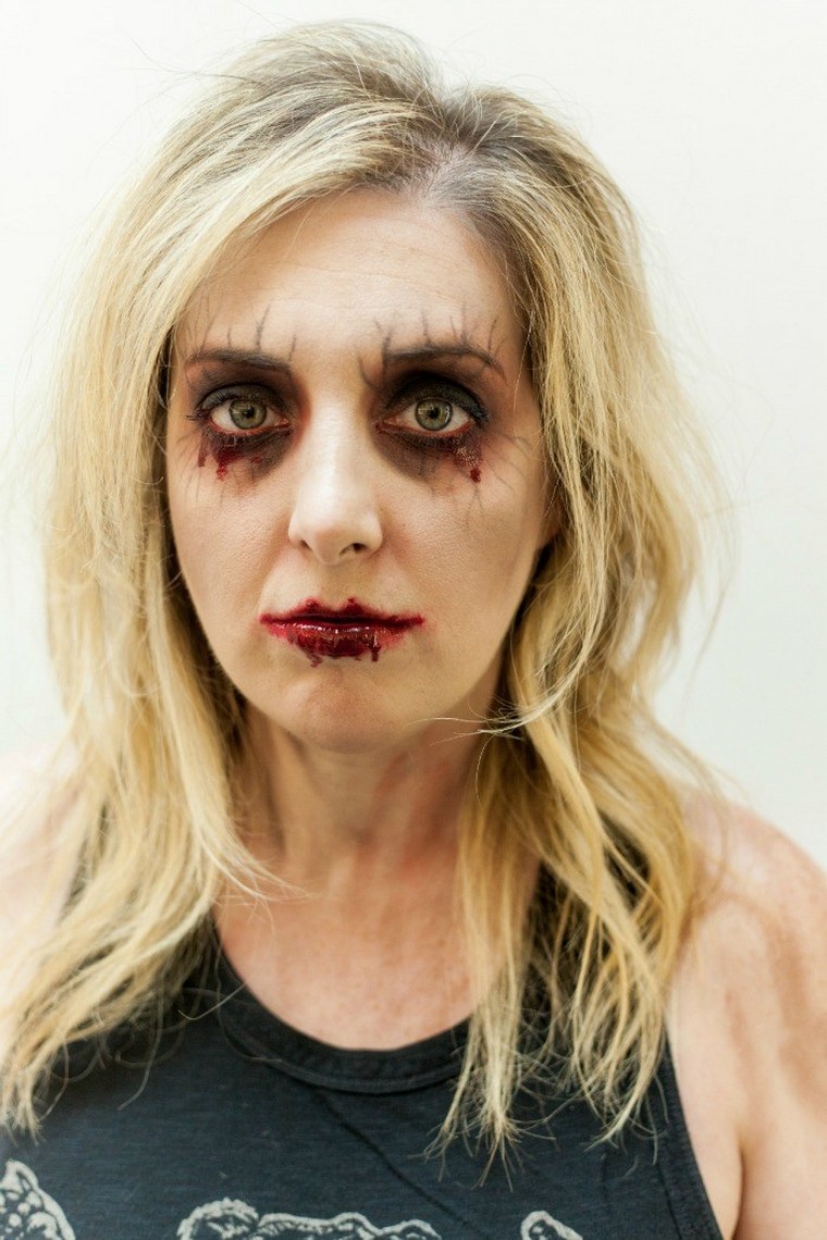maquillage pour halloween femme facile