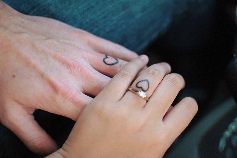 tatouage-coeur-mariage-photo