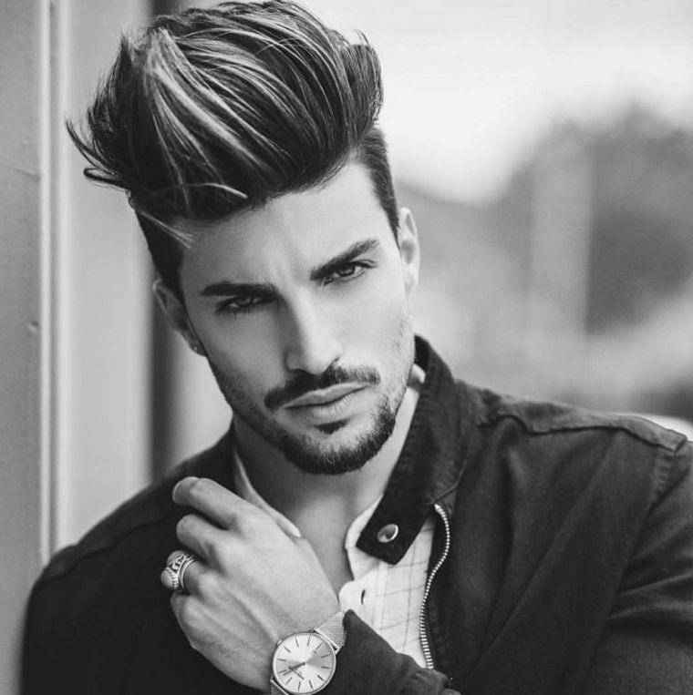 homme-coiffure-cheveux-derriere-modele-2019