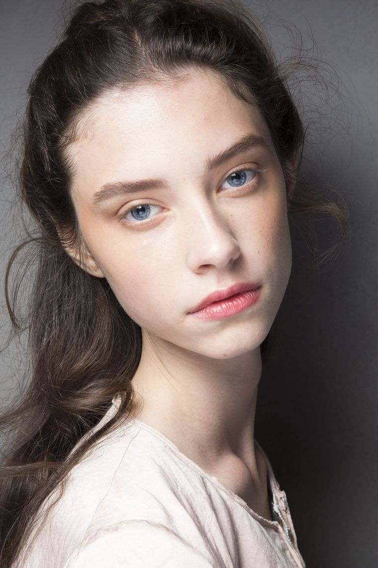maquillage-tendance-printemps-2019-Brock-Collection