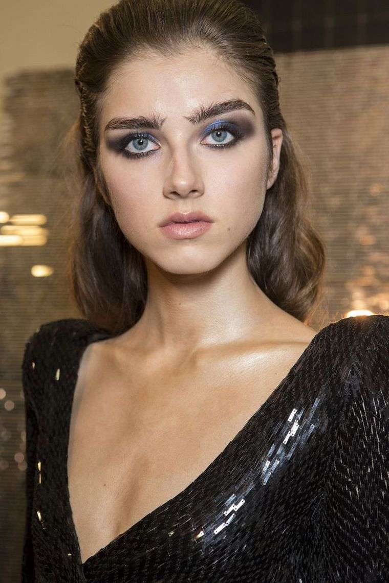 maquillage-tendance-printemps-2019-Julien-Macdonald
