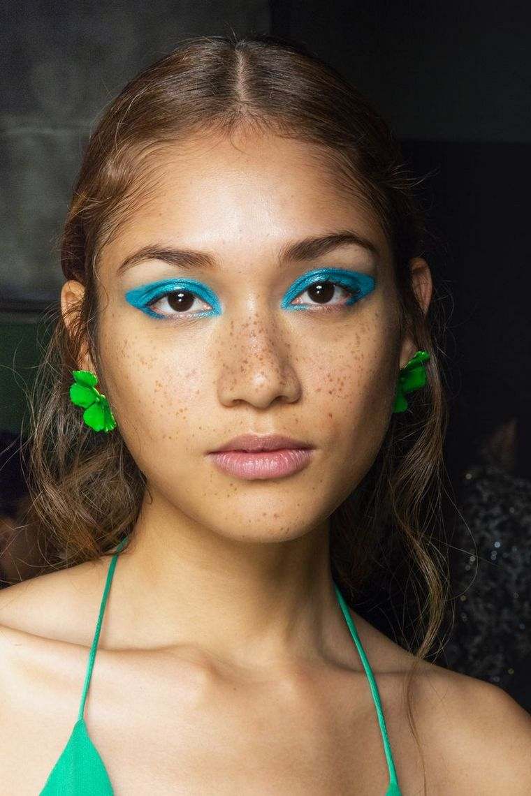 maquillage tendance printemps-2019-alice-olivia