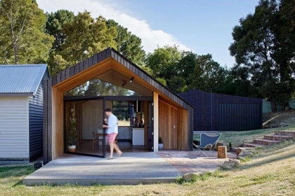 maison bois design cabanon-de-campagne-moderne