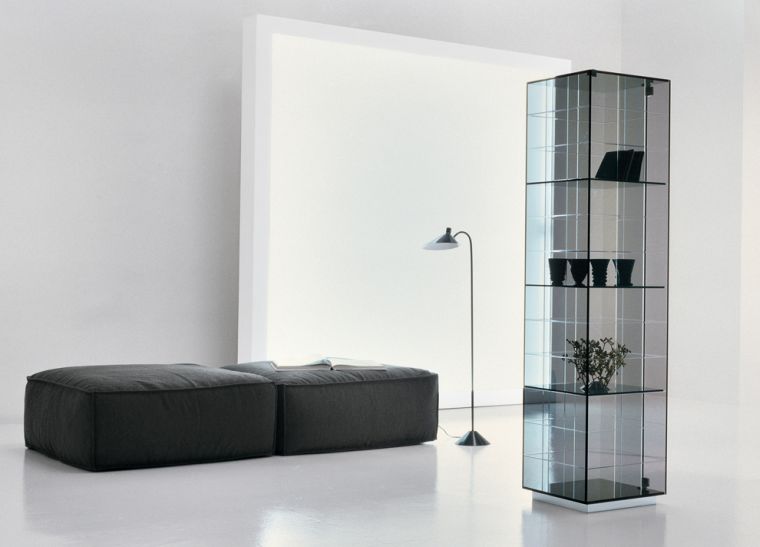 meuble de rangement en verre semi transparent