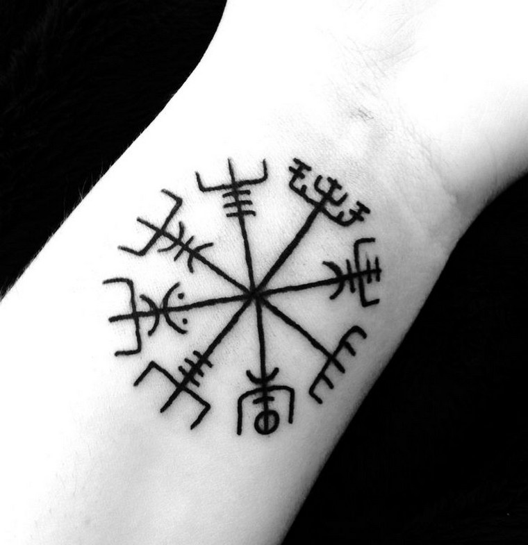 tatouage-viking-authentique-vegvisir