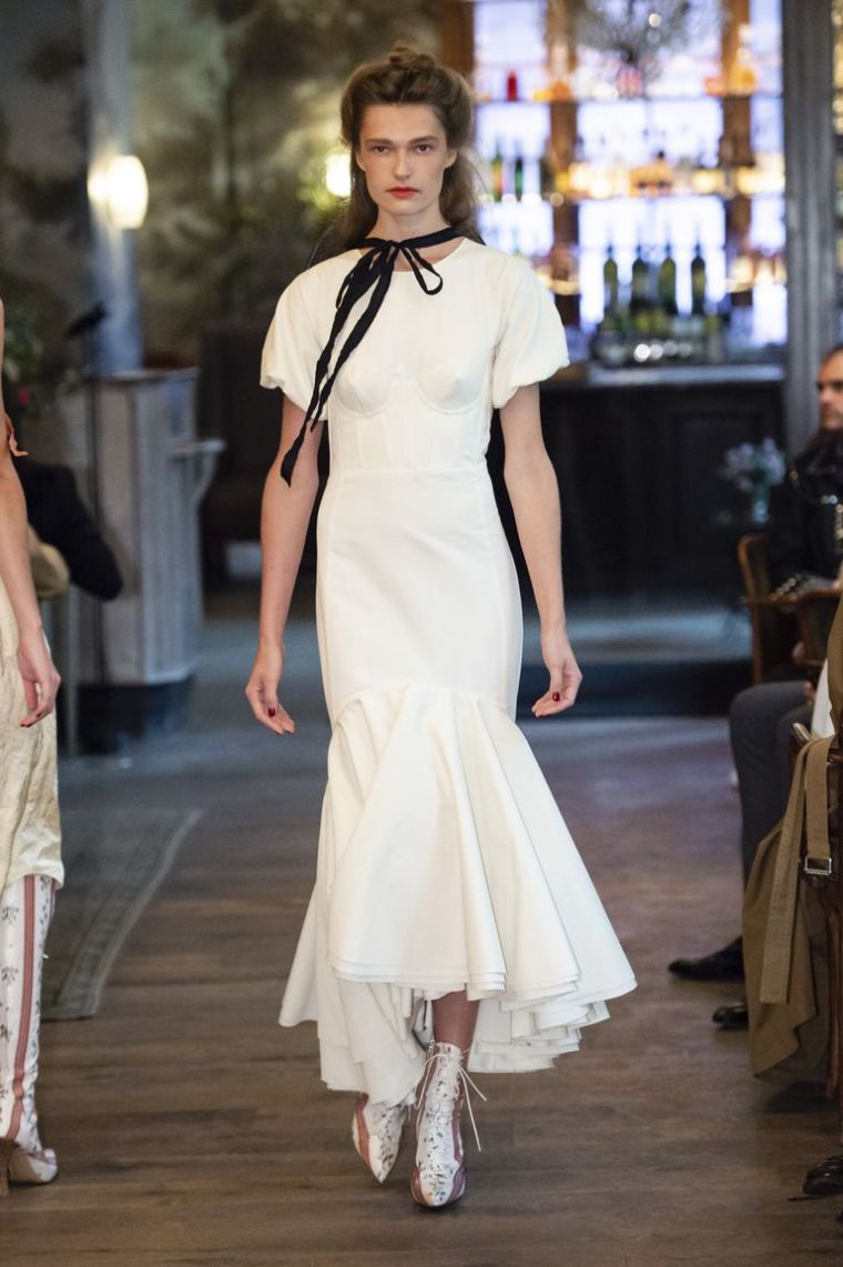 les robes de mariage tendance silhouette moderne