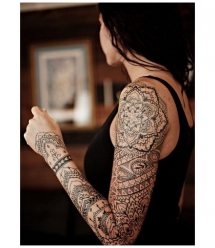 tatouage pour epaule de femme