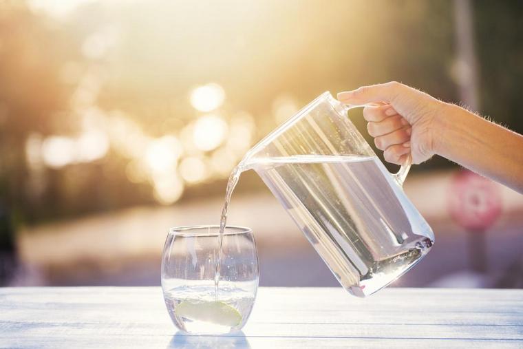 boire de l eau pour maigrir geste quotidien