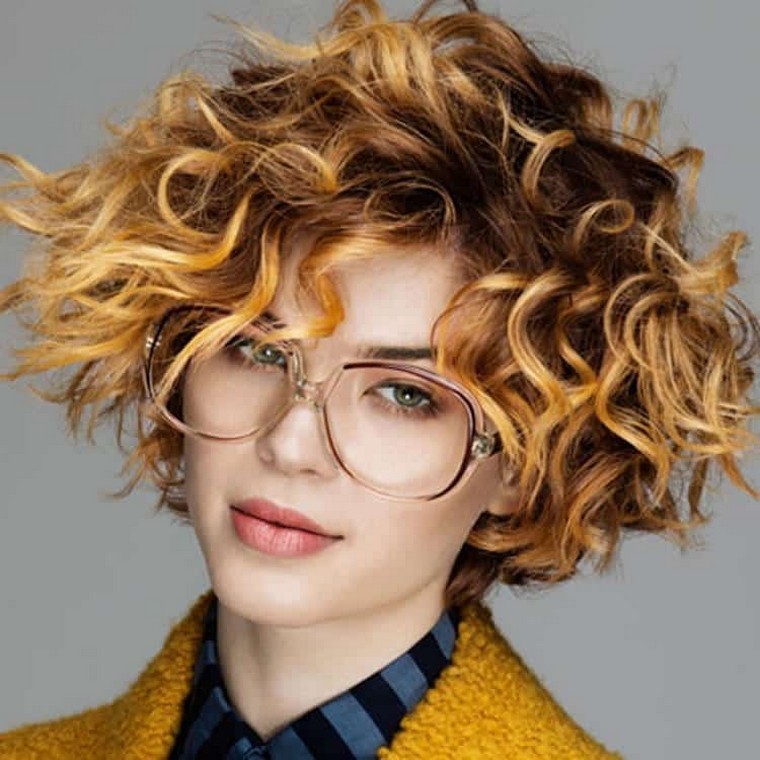 coupe-cheveux-moderne-femme-look
