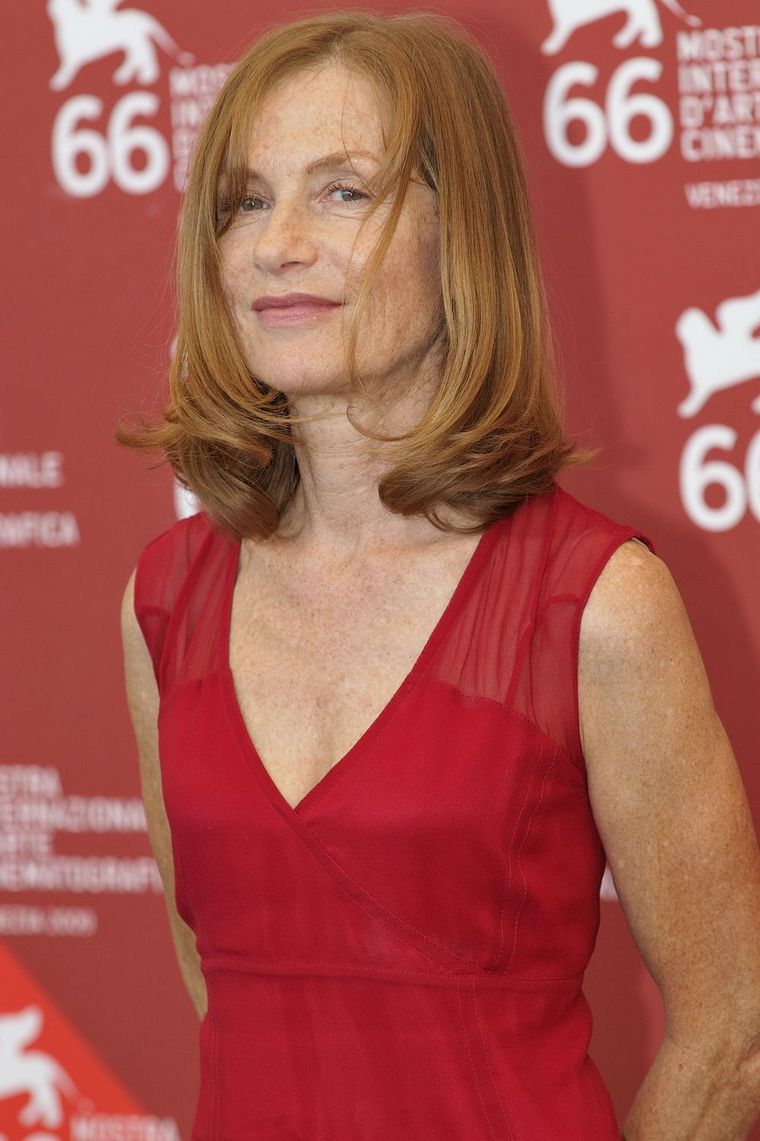 rousse Isabelle Huppert Canne