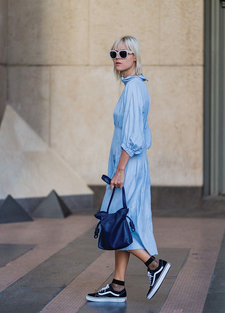 street style robe bleue femme mode
