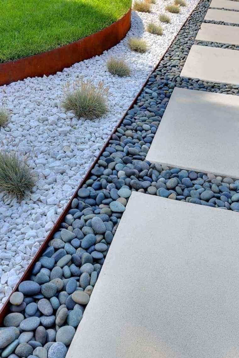 bordure de jardin en pierre et galets 