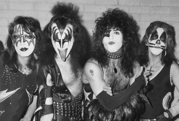 chevelure Kiss groupe rock