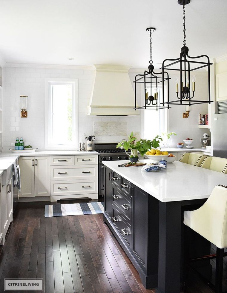 cuisine blnche avec ilot central noir