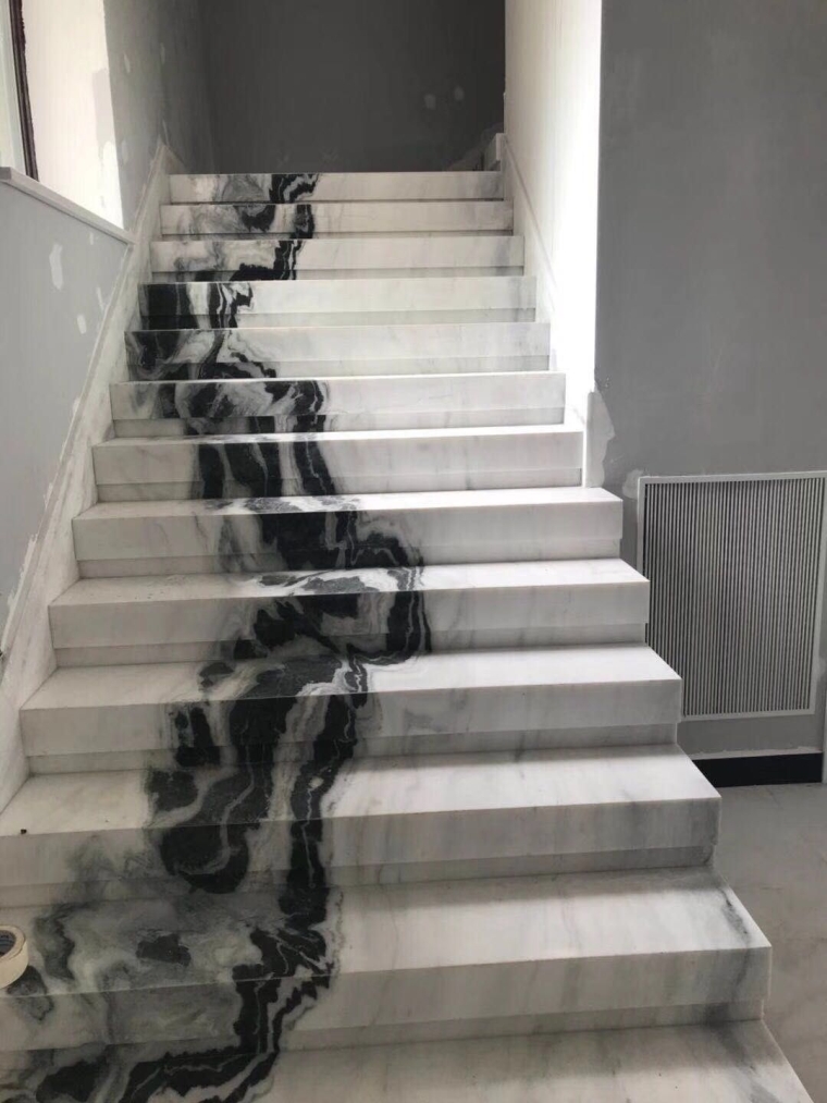 escalier en marbre 