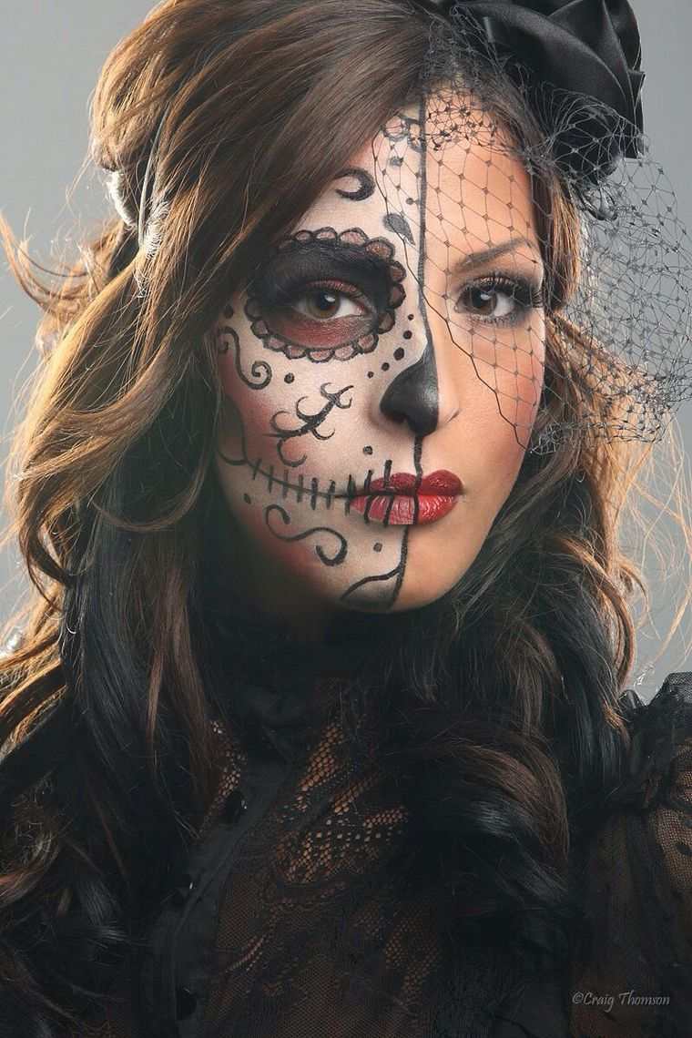 Maquillage Halloween femme beau