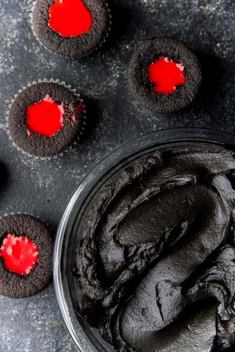 muffins halloween rouge noir
