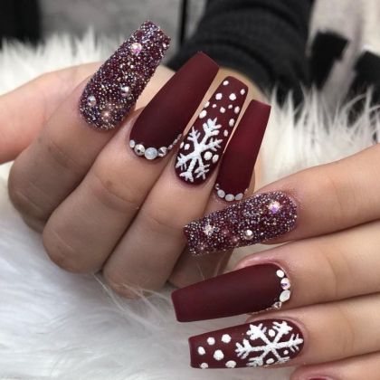 ongles noel rouge