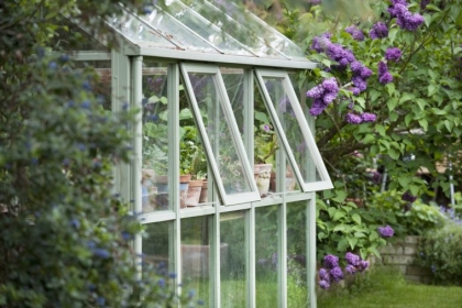 serre de jardin avantages potager fleurs