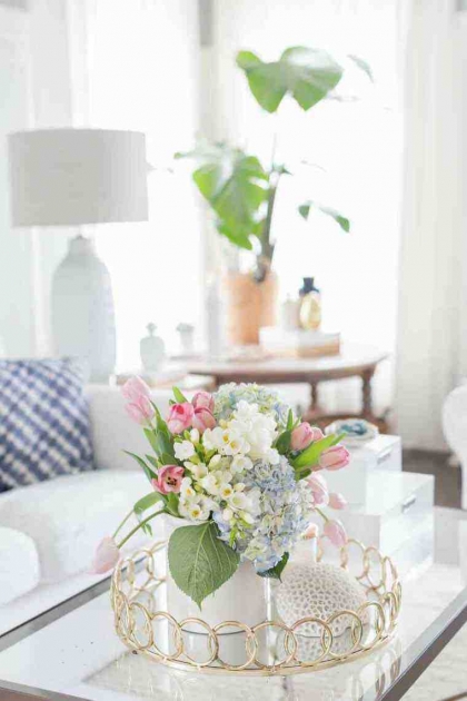 fleurs pour la déco printemps salon