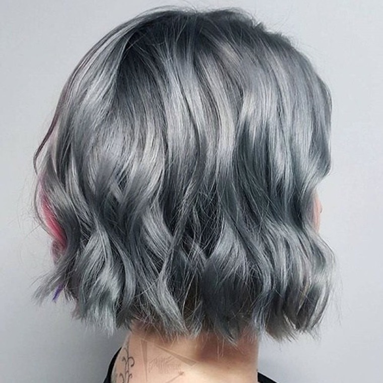coiffure femme gris et rose