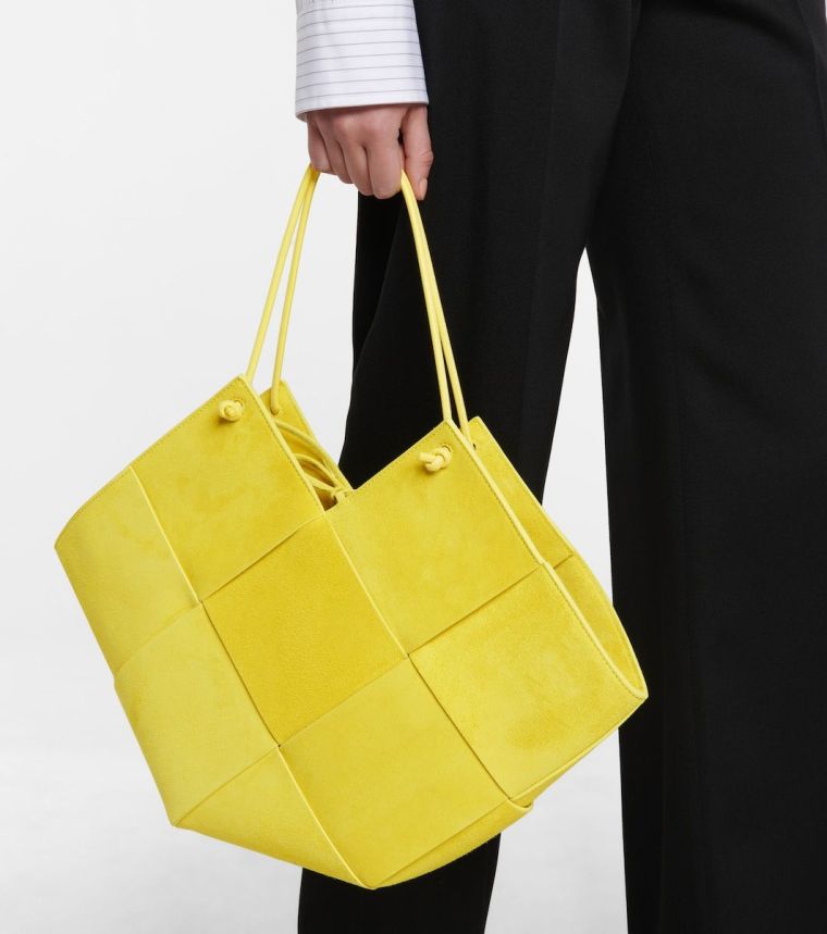 sac à main original en jaune
