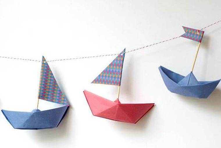 guirlande de bateaux en papier