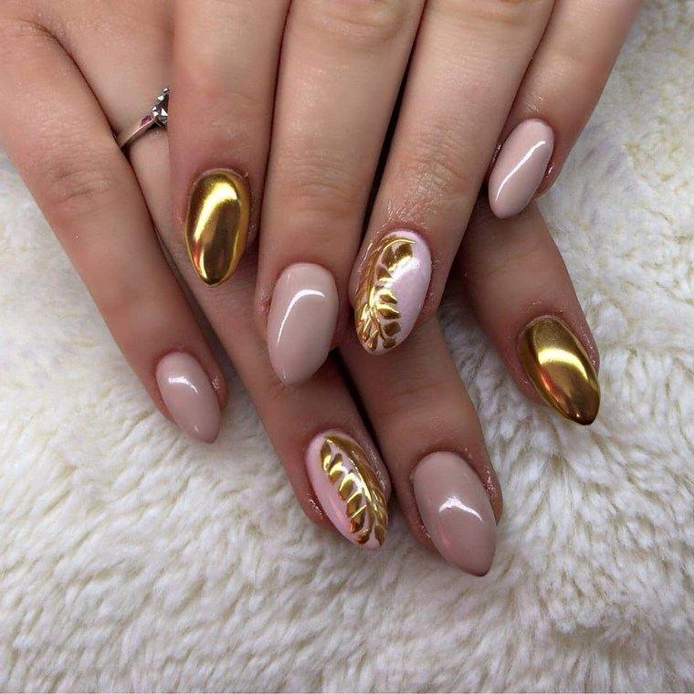 ongles or feuilles sechees