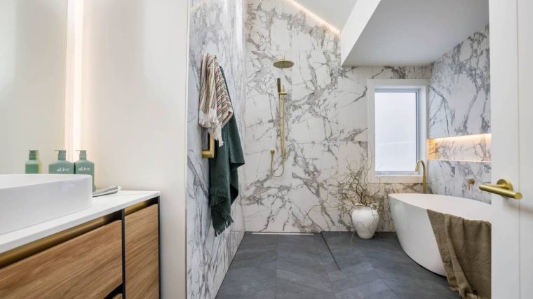 revetement marbre salle de bain design