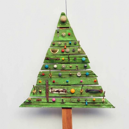 sapin mur bois déco guirlande