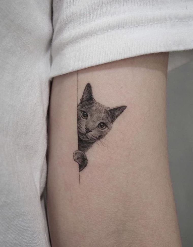 tatouage chat mignon