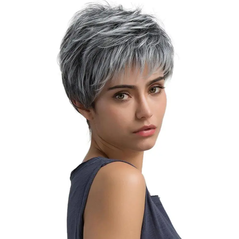 coupe femme facile cheveux gris