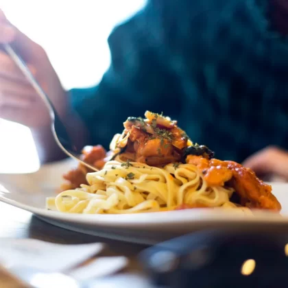 bon repas poulet restes pâtes