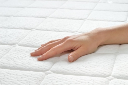 enlever taches du matelas